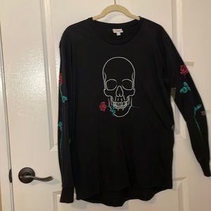 Ladies LuLaRoe long sleeve shirt, size M (10-12) EUC.